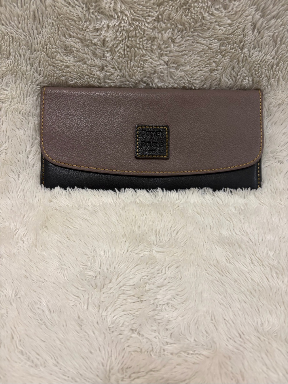 Two-Tone Dooney & Bourke Sophie Slim Wallet Taupe Black Pebble Grain Leather